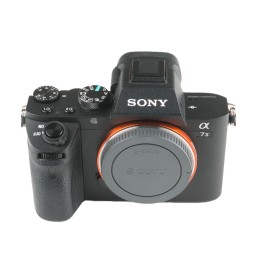 Sony A 7 II usata 1.394...