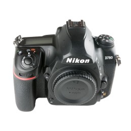 Nikon D780 usata 21.679...